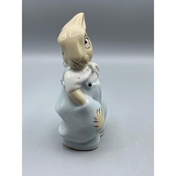 Peter Rabbit Royal Dux Bohemian Porcelain Boy Rabbit/Bunny Figurine - Picture 3 of 9